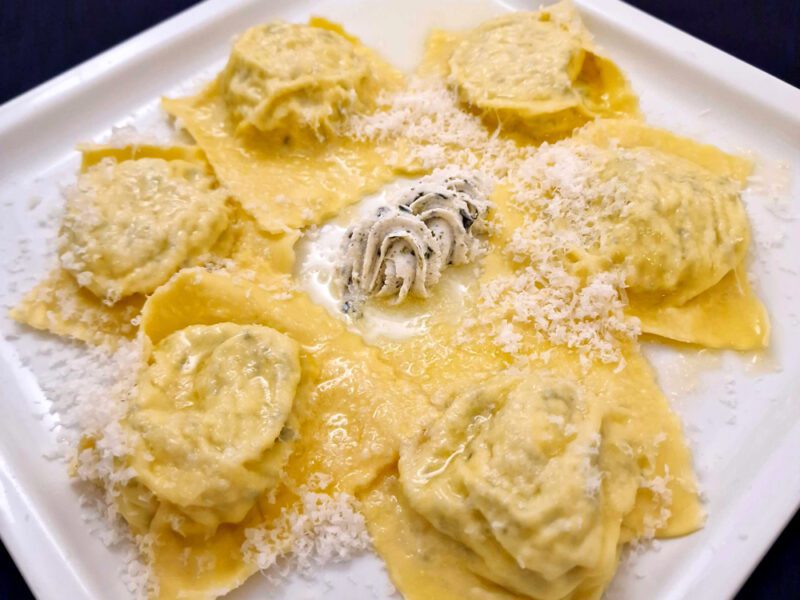 tortelli di ricotta e erbette